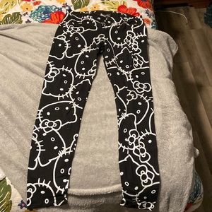 Hello Kitty Leggings